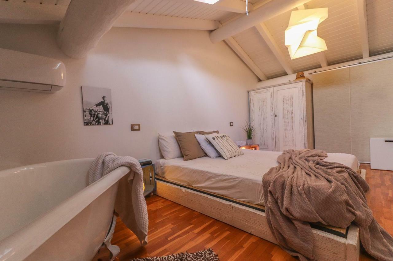 Appartement Domus Luce à Padenghe sul Garda Extérieur photo